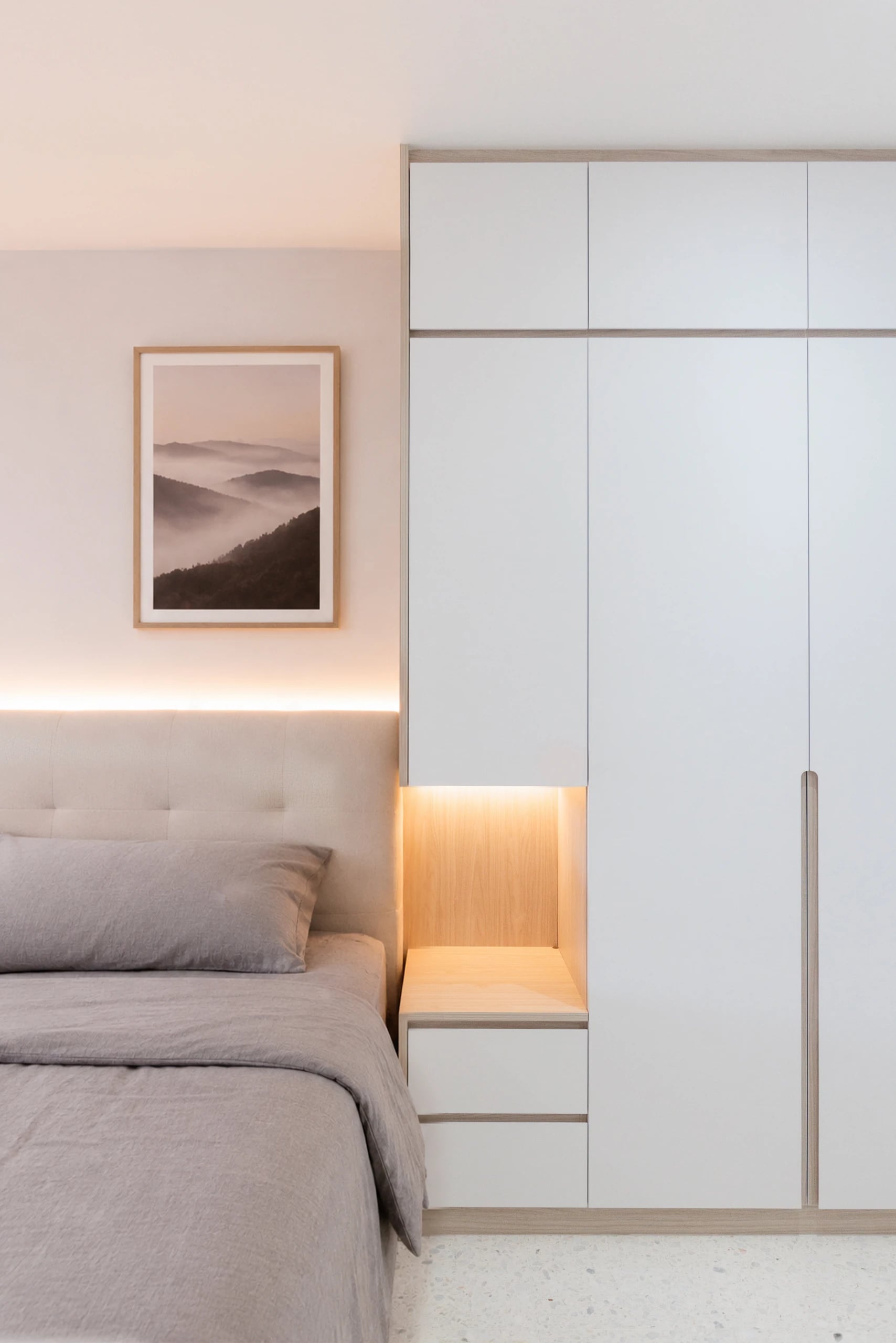 Full height cabinets and queen bed